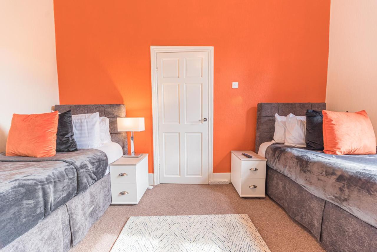 *King Bed* Luxury City Centre House Barrow-in-Furness Dış mekan fotoğraf