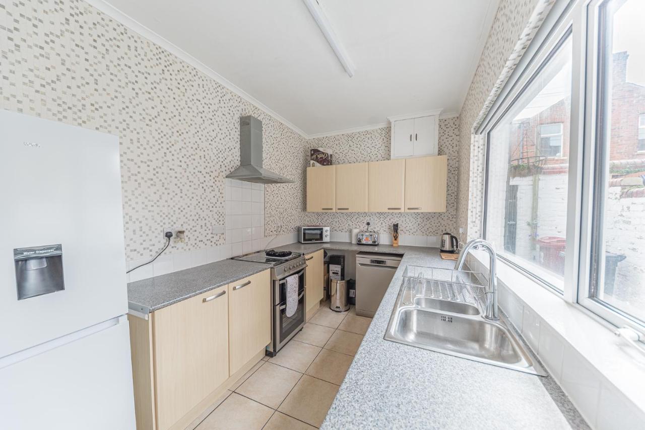 *King Bed* Luxury City Centre House Barrow-in-Furness Dış mekan fotoğraf